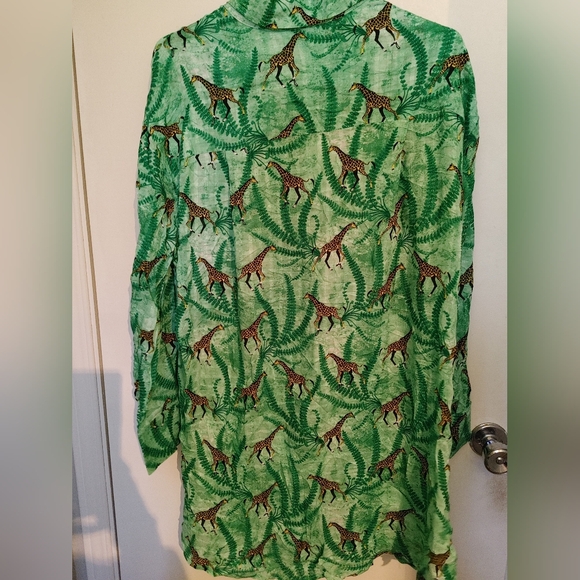 Jane & Delancey women's novelty giraffe Wildlife print tunic \Blouse SZ. Med.NWT - Picture 3 of 7